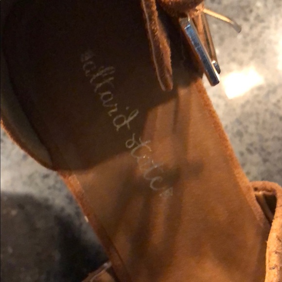 NWOT Altar’d State Tan Wedges - Picture 6 of 6
